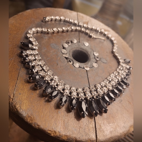 Vintage Two Piece - Picture 6 of 8